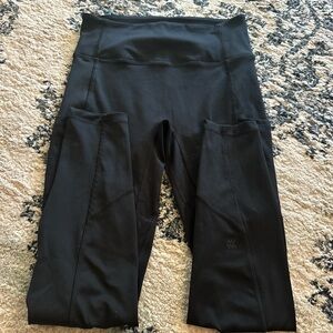 Athletic leggings